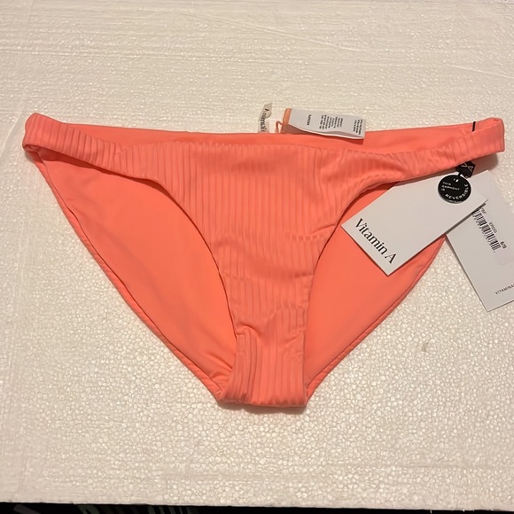 Any 3/$127 - Vitamin A Kaya Red Rib Bikini Bottoms - Picture 13 of 15